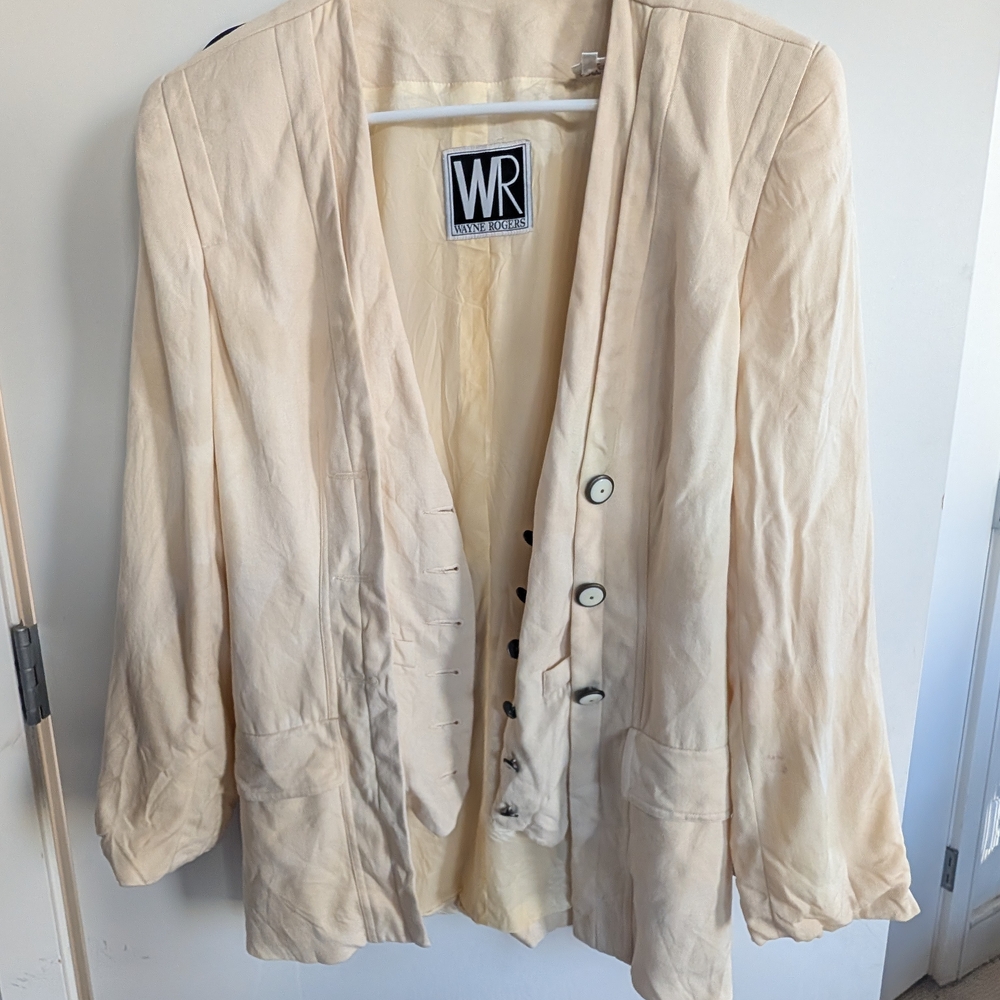 Women's Cream Blazer by WR - Picture 3 of 14